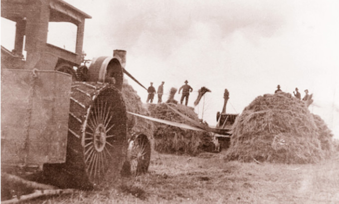 battage près de Colinton 1915