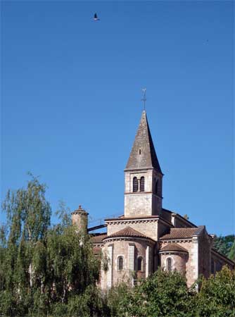 l'église paroissiale de Saint-Léger-sous-la-Bussière