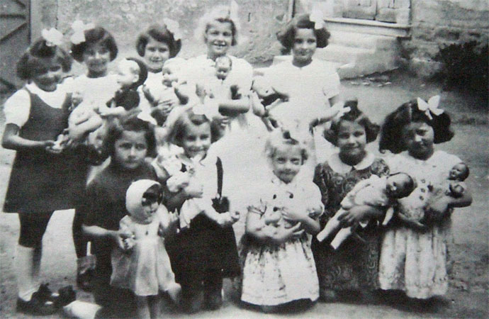 école de Saint-Pierre-le-Vieux (Saône-et-Loire) une classe en 1943