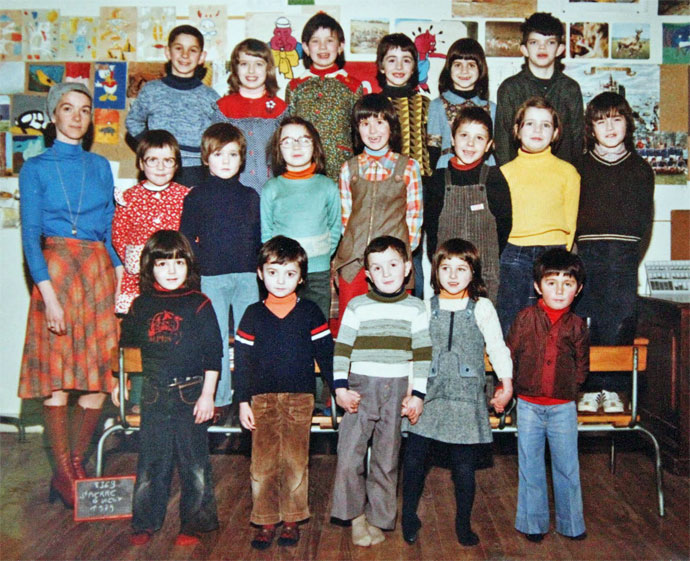 école de Saint-Pierre-le-Vieux (Saône-et-Loire) la classe de Melle MARGUIN en 1979