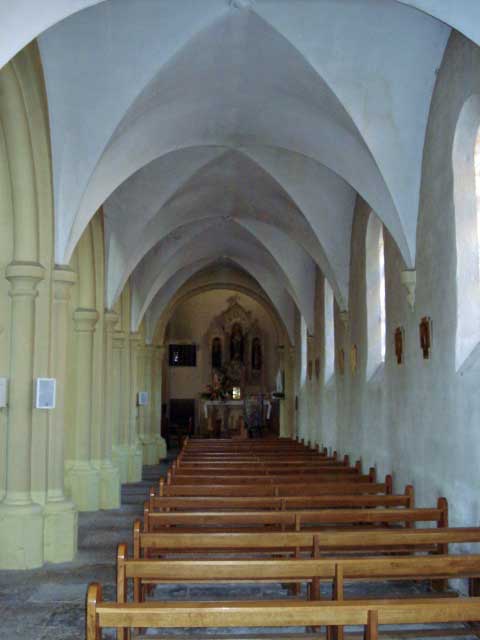 bas-côté droit de l'église Saint Jean Baptiste de Tramayes
